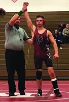 Illinois Wrestler Inspires Others in Comeback from Injury